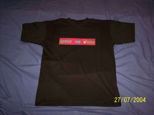 camiseta 2.jpg (11303 bytes)